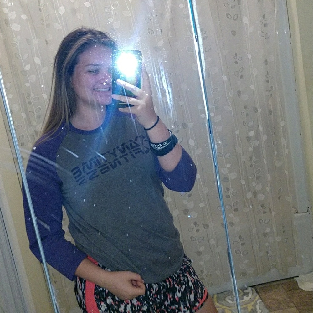 Meet your Posher, Alexis